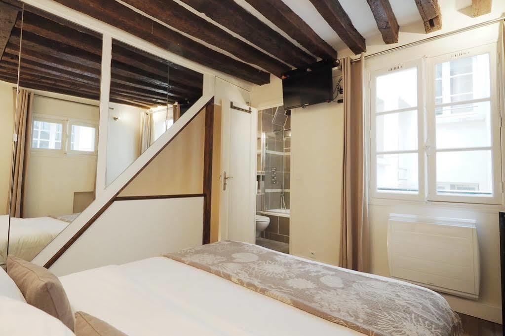 Louvre Parisian Duplex Exterior photo