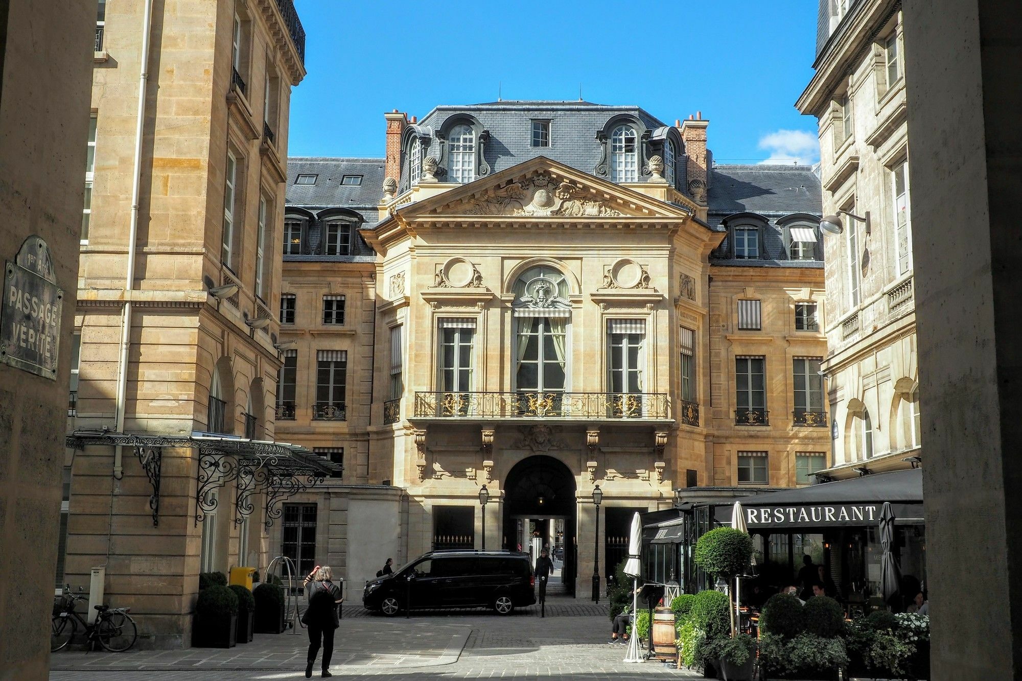 Louvre Parisian Duplex Exterior photo